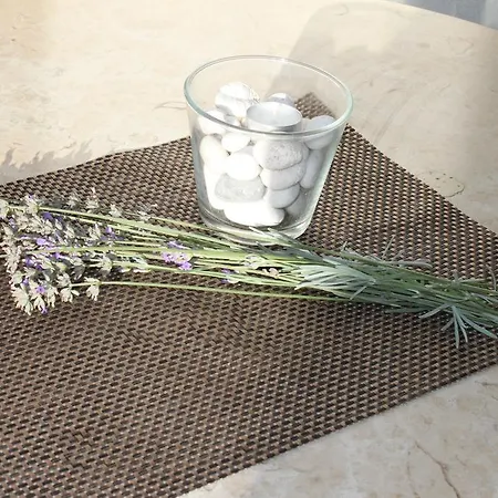 Nena 아파트 풀라