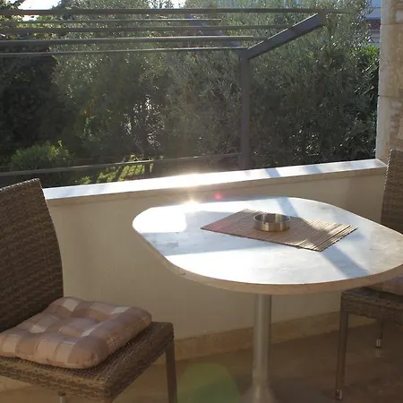 Nena Appartement *