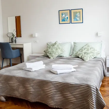 Nena Apartamento Pula